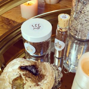 Luminous Crown Self-Igniting Incense