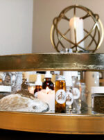 Luminous Crown Oil Powder Altar