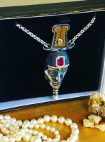 Luminous Crown Talisman Main