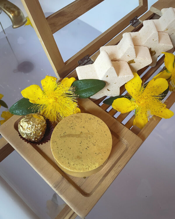 Regulus III Bath Bombs Soaps