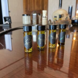 Miniature Saturn Oil Set