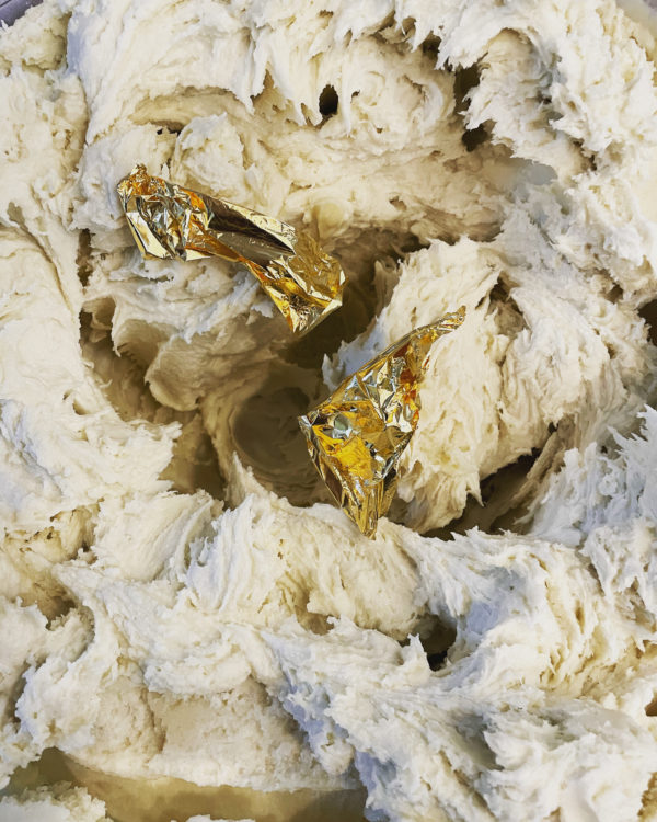 Regulus III body butters gold Regulus III body butters gold