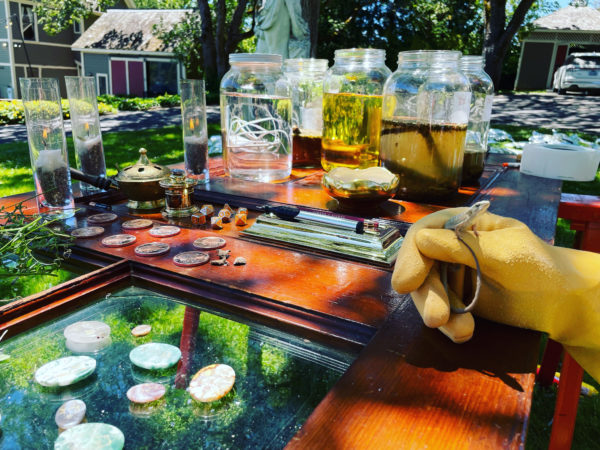 Mercury in Gemini Froggy sync lizard altar Mercury in Gemini Froggy sync lizard altar