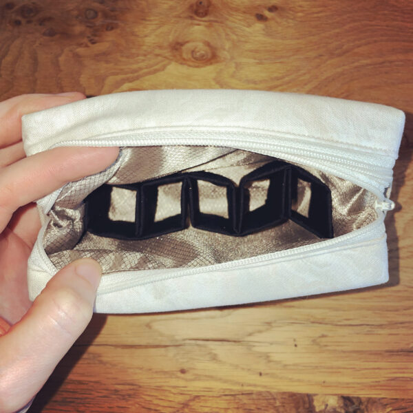 129BA8F6-CD7E-4D8A-8FD2-D87B1766D76B 129BA8F6-CD7E-4D8A-8FD2-D87B1766D76B