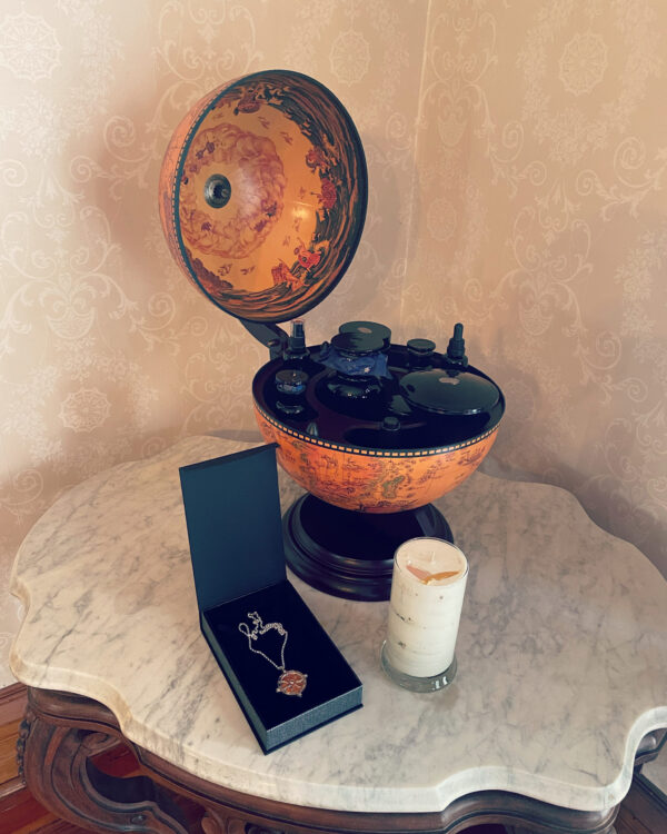 F813E81A-ABBC-4EDF-AB58-58694586C249