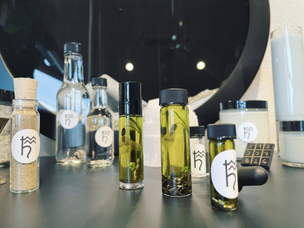 Saturn in Aquarius Anointing Oil Kolonia Saturn in Aquarius Anointing Oil Kolonia