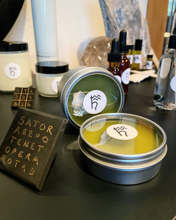 Saturn in Aquarius Salves