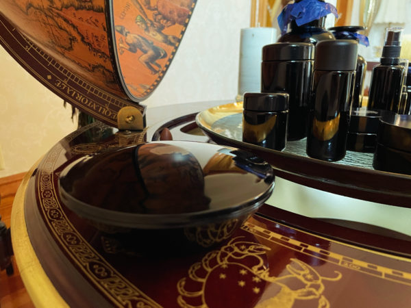 Thema Mundi Soap Dish