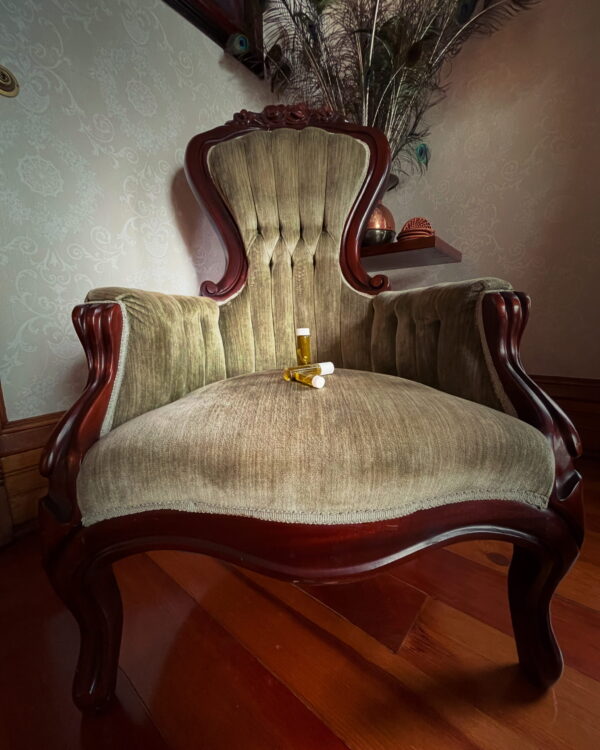 Third Decan of Capricorn Talismanic Materia The Sovereigns Throne Anointing Oil Far Third Decan of Capricorn Talismanic Materia The Sovereigns Throne Anointing Oil Far