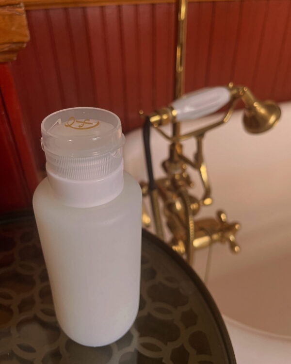 F948BD05-62A1-49DC-9863-3301C1572984 F948BD05-62A1-49DC-9863-3301C1572984