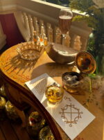 Altar Main Shadows Crown Golden Titan