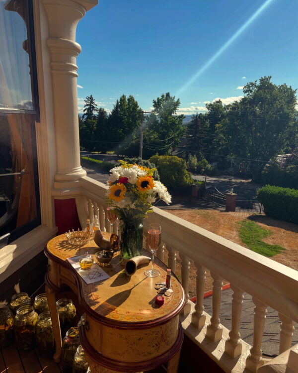 Golden Titan Altar Sun Ray Golden Grass Golden Titan Altar Sun Ray Golden Grass